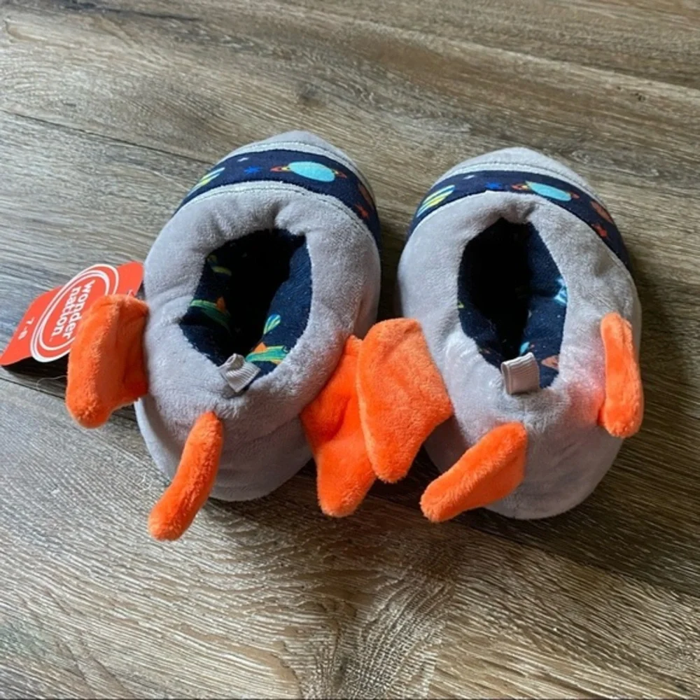 Wonder Nation Slippers Boys Size 7-8 Space Warm Lining‎ Easy On-Off Kids NEW